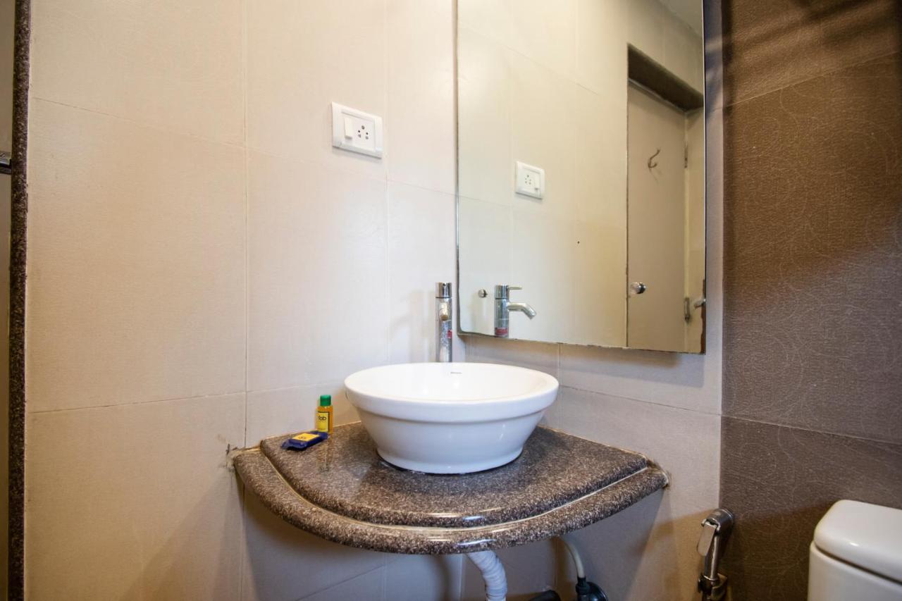 Fabhotel Flamingo Anna Nagar Chennai Exteriör bild